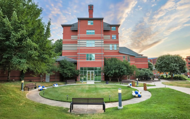 Kellogg Conference Hotel at Gallaudet University