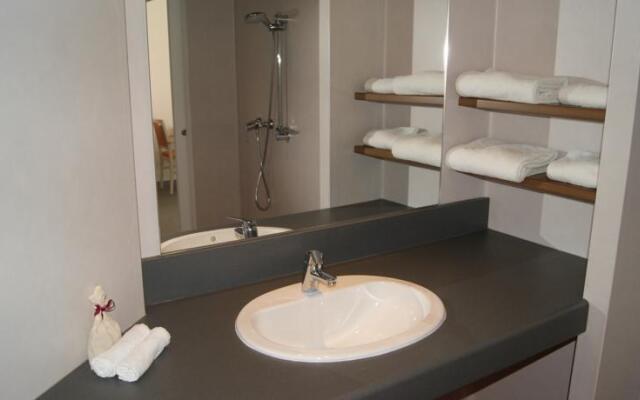 Résidence Services Seniors La Vallée Des Lys