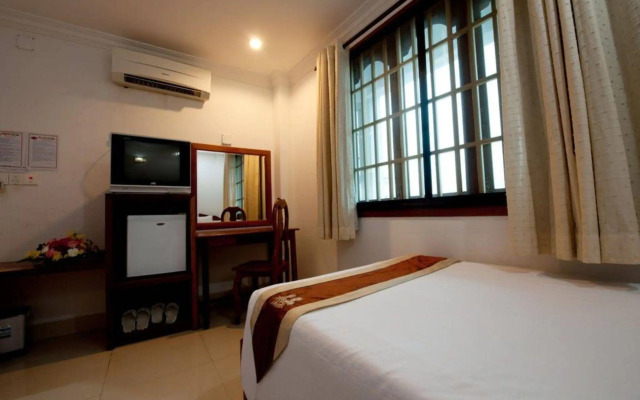 Wei Si Deng Hotel and Restaurant