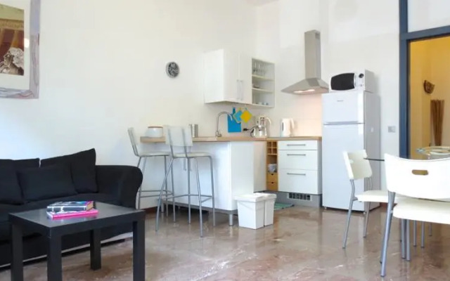 Temporary House - Via Oxilia