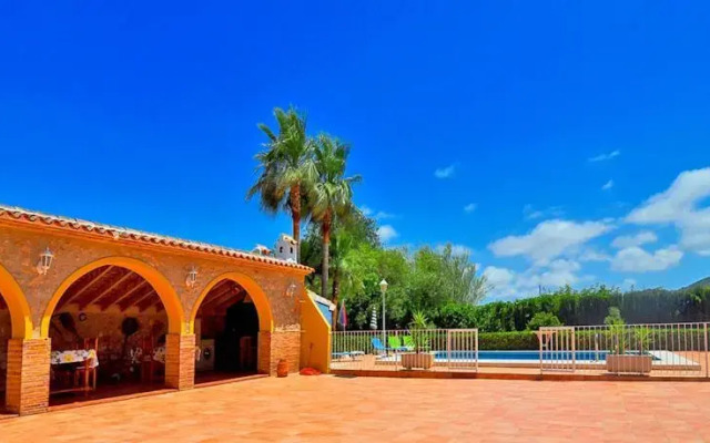 Villa Mika