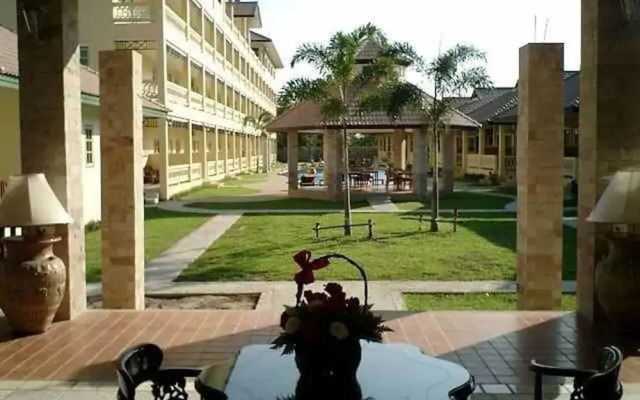 Le Palm Hotel