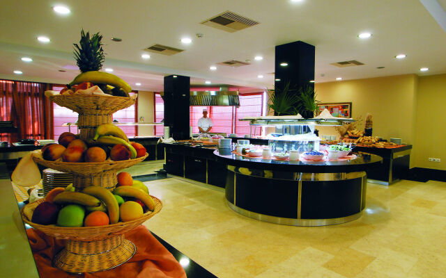 Olympia Golden Beach & Spa