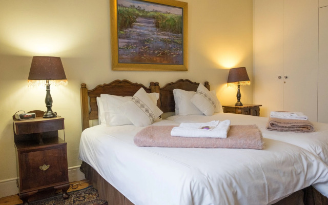 5 Camp Street Guesthouse & Self-catering