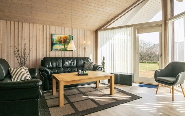 8 Person Holiday Home in Brovst