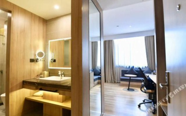 Rezen Select  Hotel (Gulangyu Pier Sea View)