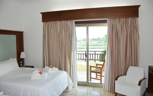 Sunset boutique hotel  All-Suites