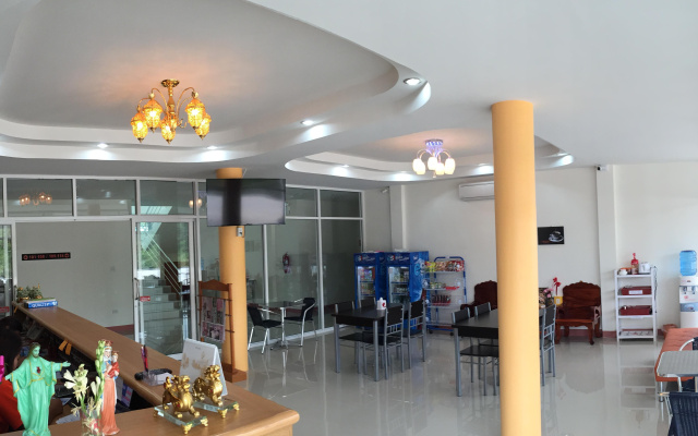 QBiz Hotel Kalasin