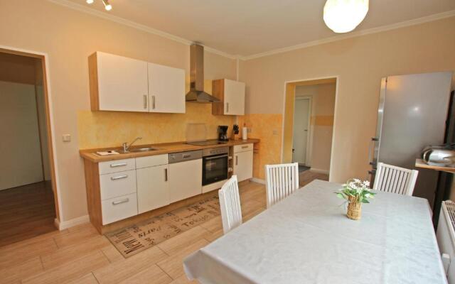 Ferienwohnung Burg Stargard SEE 8451