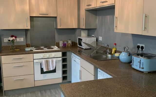 Dartford Bridge Serviced Apartment