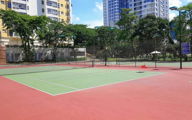 The Triplex Sky Penthouse Hotel