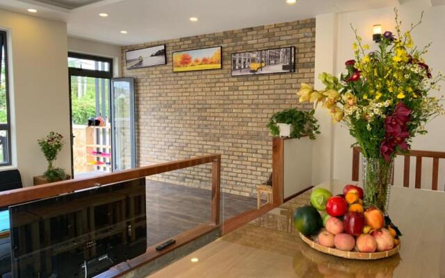 Garden View Villa Đà Lạt - 8 Rooms
