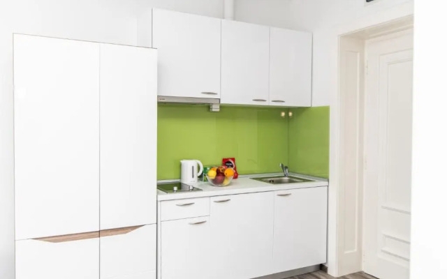 Modern studio for 3 people in the Heart of the City Center