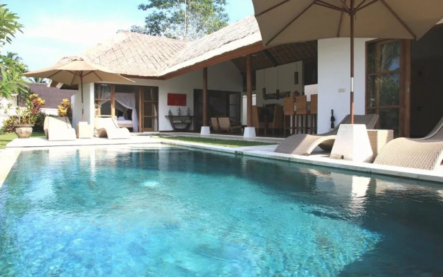 Villa Candi Kecil 1