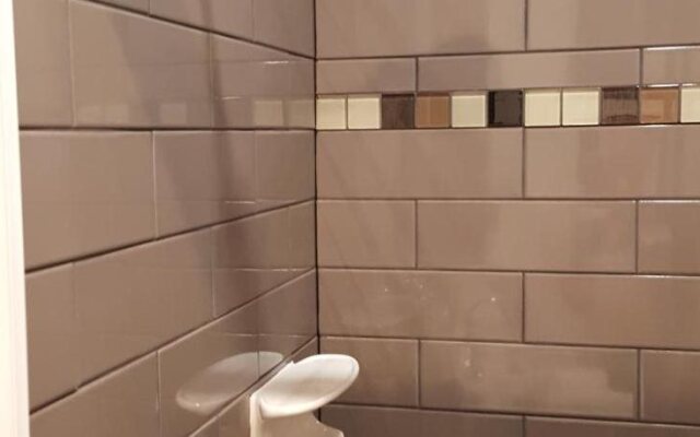 Town House Motor Inn