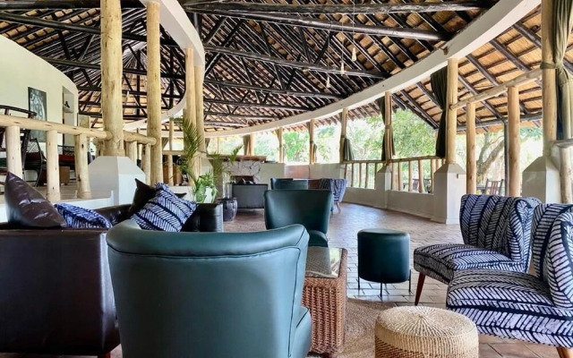 Sambiya River Lodge