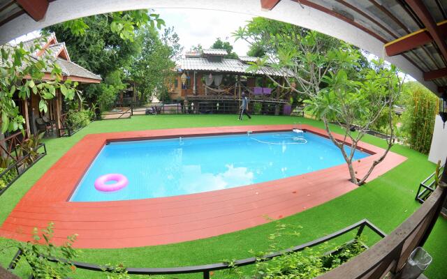 Sawasdee Pai River Resort