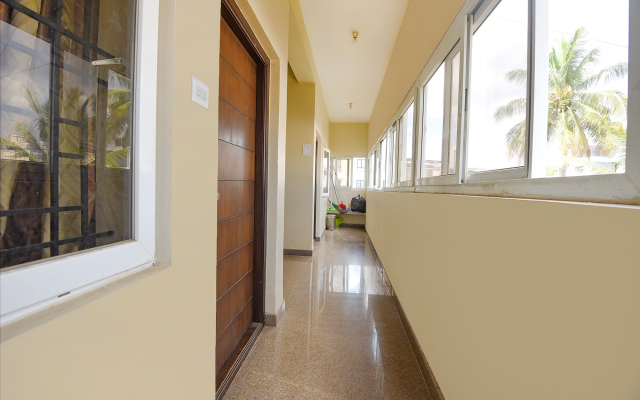 Fabhotel Cruze