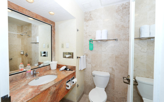 Holiday Inn Queretaro-Centro Historico by IHG