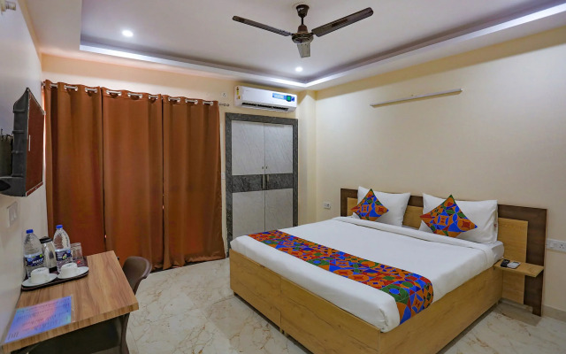 FabHotel Starlight Sanctuary