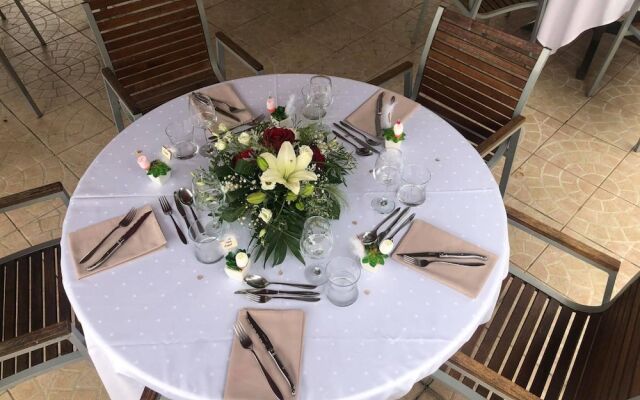 Hotel Au Feu de Bois