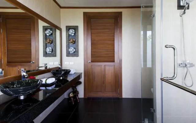 Baan Phuttarak - Choeng Mon