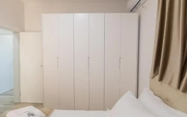 Zani's Villa