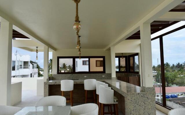 Hotel La Laguna Galapagos