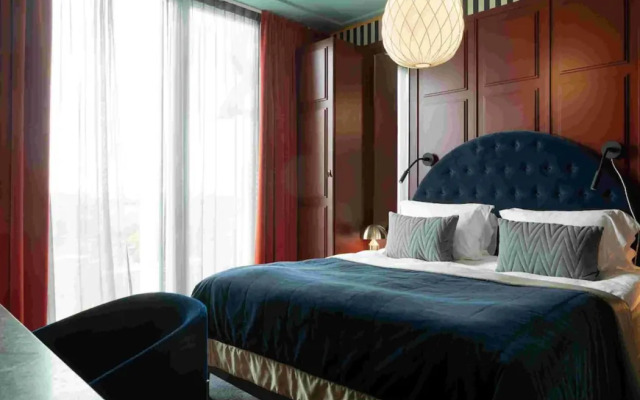 Elite Hotel Carolina Tower