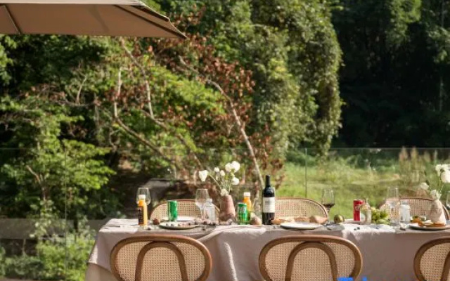 Mangshi Mang · Senyang Homestay (Peacock Lake Ecological Tourism Area) – Restaurant – Dehong