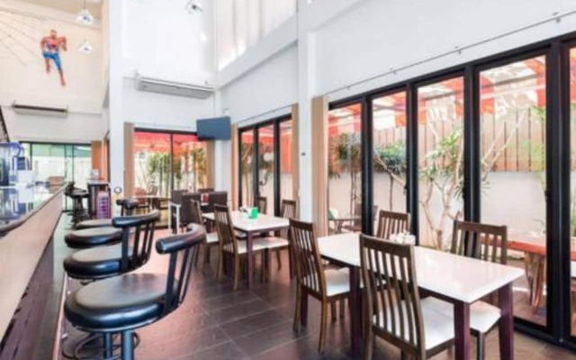 Buk Inn Hotel Kamala Beach