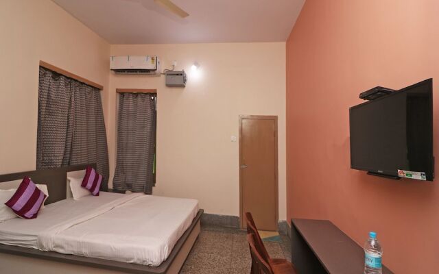 Spot On 39527 Hotel Saraogi