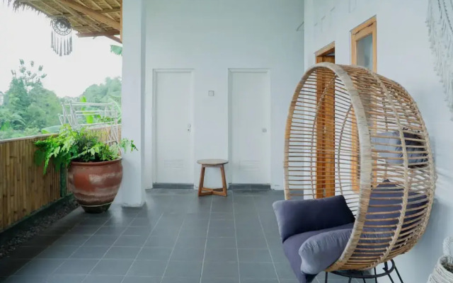 Villa D'bamboo Sewon