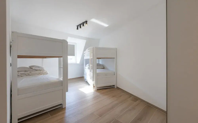 Spacious Apartment With 3bedrooms Close to the sea