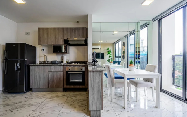 w Sophisticated 1BR w High-rise View in Calle 50
