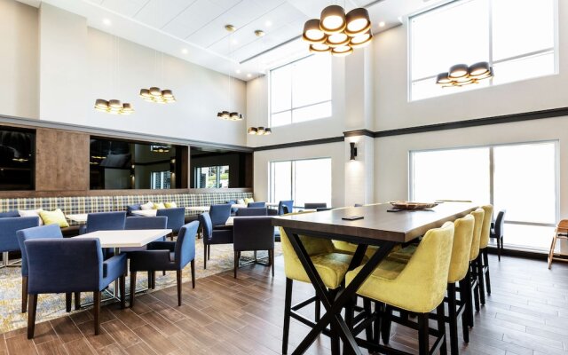 Hampton Inn And Suites Beauport Quebec