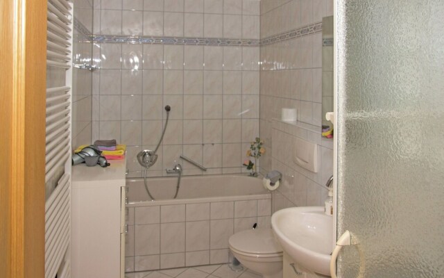 Cozy Apartment in Klosterreichenbach near Ski Area