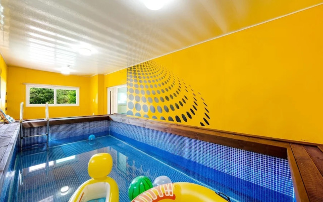 Hongcheon Stoneisland Pension