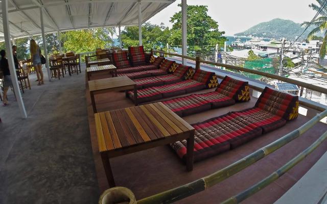 Neptune Hostel Guesthouse