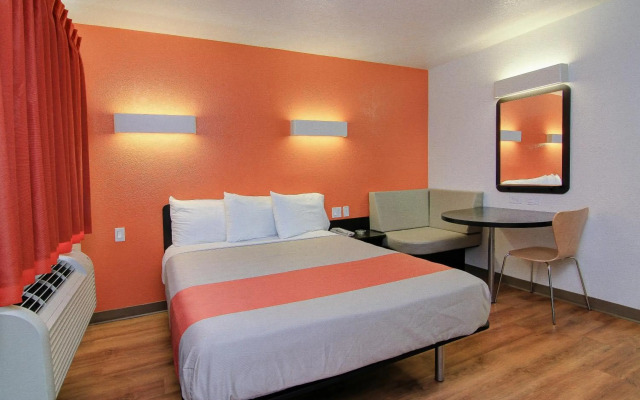 Motel 6 Old town Scottsdale/Fashion Square