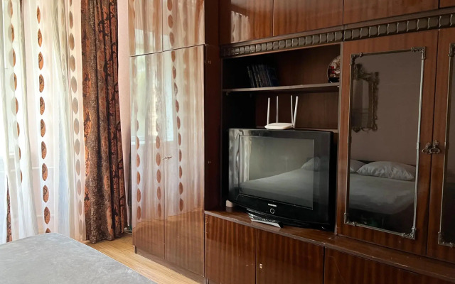 The comfort of Home on Komintern Street