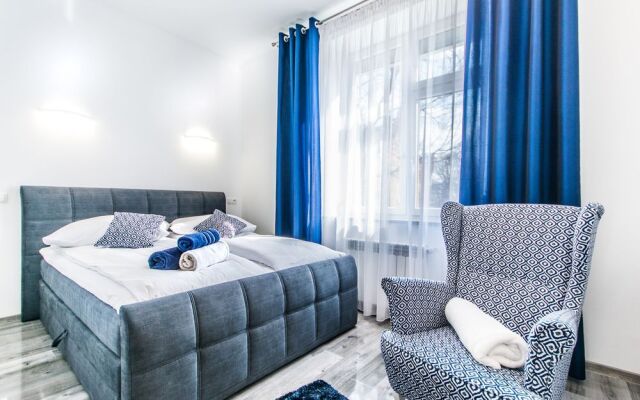 City Lights Apartments - Bosacka