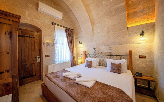 Roma Cave Suite Hotel