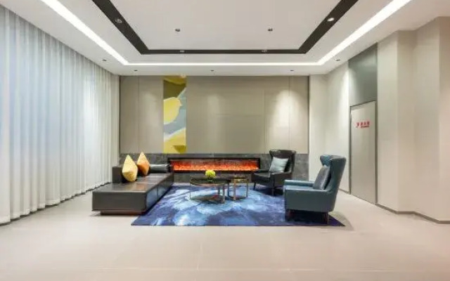 Homeinn Selected Hotel (Baoji Administrative Avenue Zhong Hospital East Area)