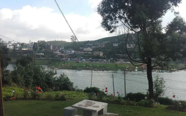 OYO 258 Global Rest House