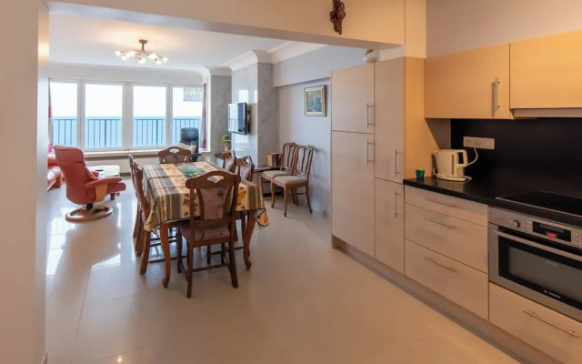 Apartment by the sea in Middelkerke