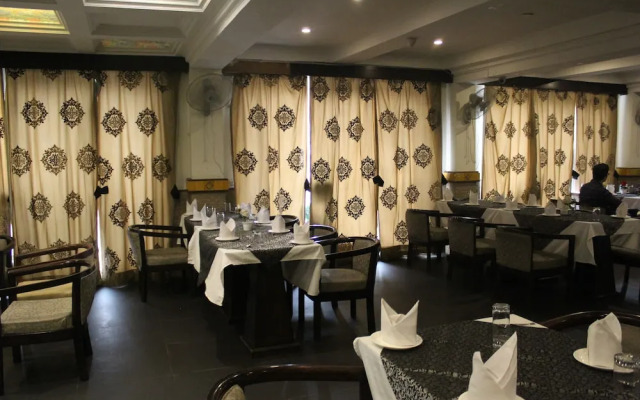 Hotel Mohan Continental