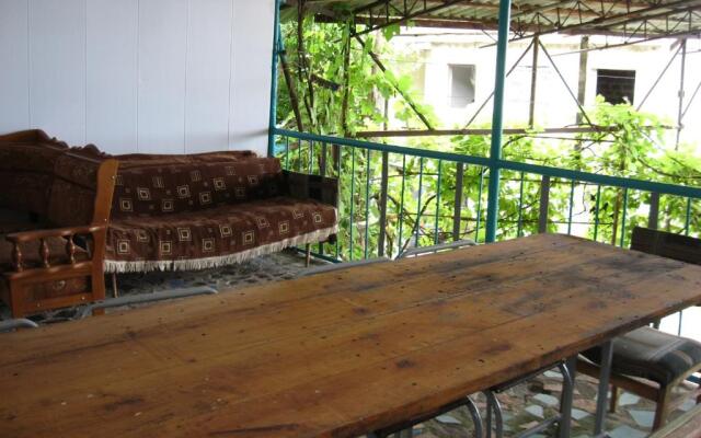 Oksana Guest House
