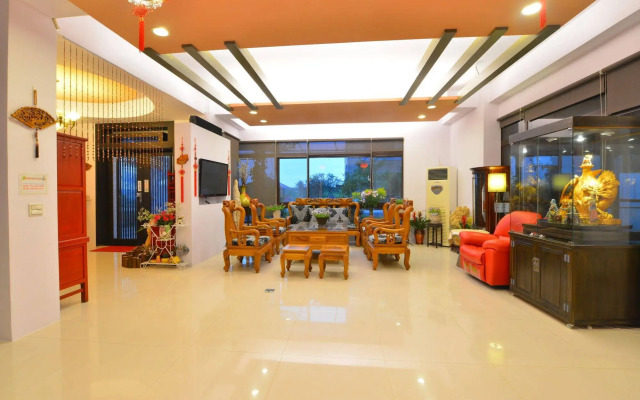 Riverbank B&B