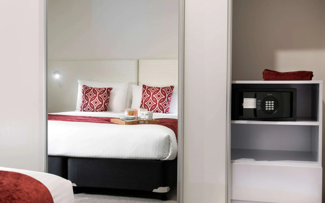 Ramada VetroBlu Scarborough Beach
